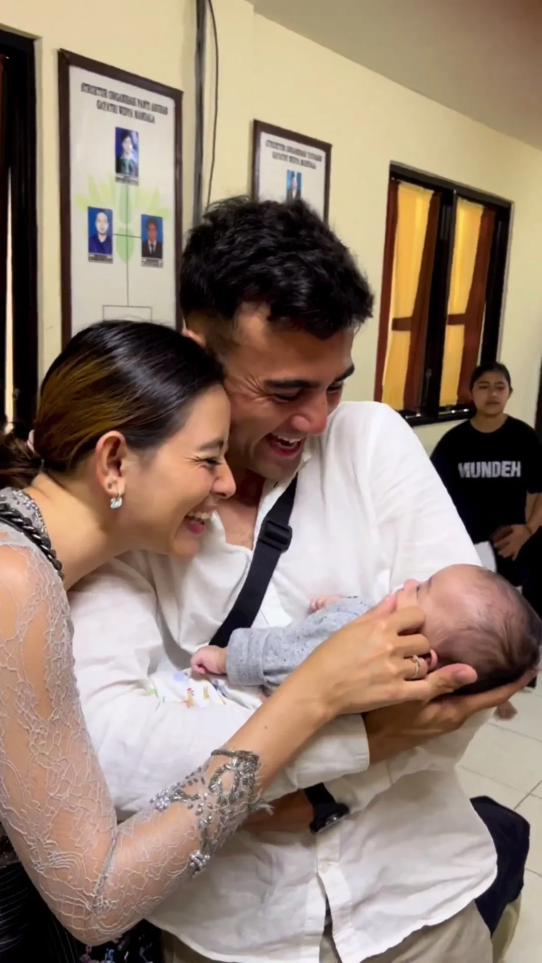 (credit: Instagram.com/indrabrotolaras/)