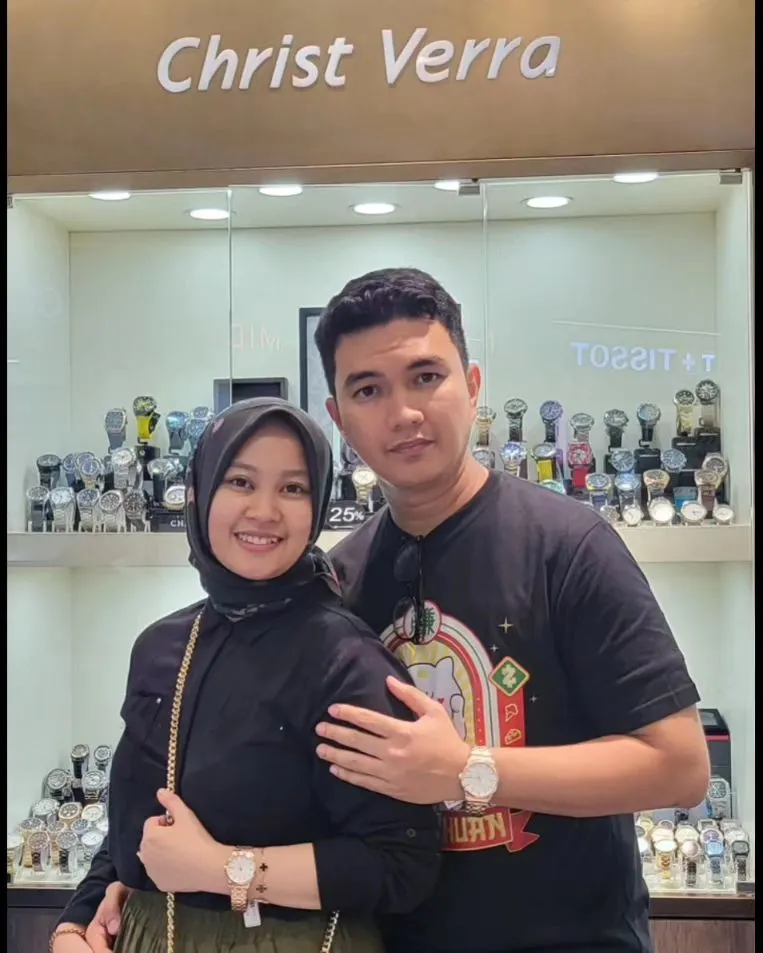 Kocak 7 Potret Aldi Taher Bikin Grup WhatsApp Anggotanya Istri Dan 2 