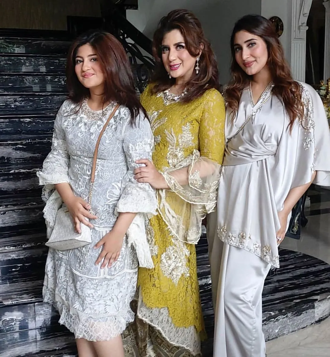  (credit: Instagram.com/tanianadiraa/)