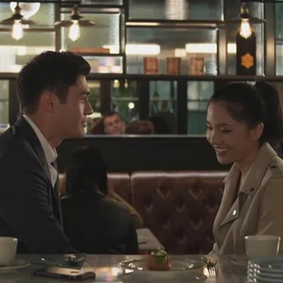8 Film Mirip Crazy Rich Asians, Romansa Beda Kelas yang Bikin Hubungan Jadi Rumit