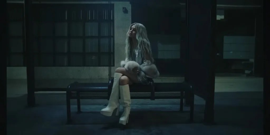 Nessa Barret - club heaven