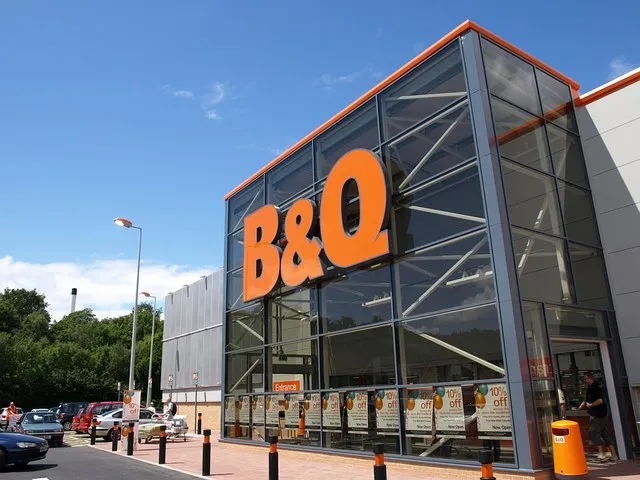 Salah satu B&Q Store di Torquay, Inggris/©mirror.co.uk
