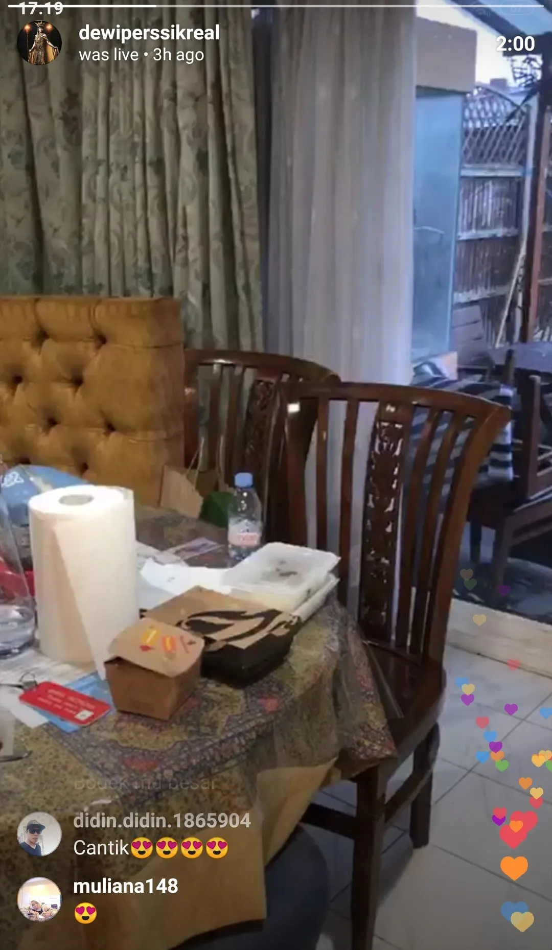 Sudut 'rumah' Dewi Perssik ketika berlibur di London © Instagram.com/dewiperssikreal