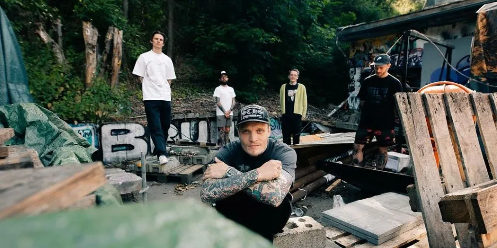 Neck Deep - Dumbstruck Dumbf**k