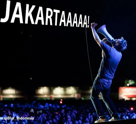 Fans Blur di Indonesia pun menyambut mereka @foto: Twitter Blur_Indonesia