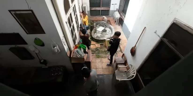 Potret area rumah rumah kakek dan nenek Sara Wijayanto pertama melihat sosok  (credit: Youtube.com/Sara Wijayanto)