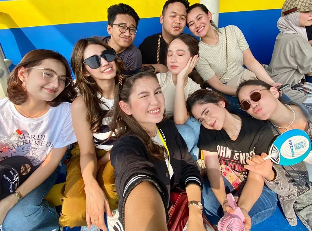 Kebersamaan para artis abadikan momen dengan sahabat di Celebrity Trofeo Cup 2023 (credit: Instagram.com/nabilavadaq/)