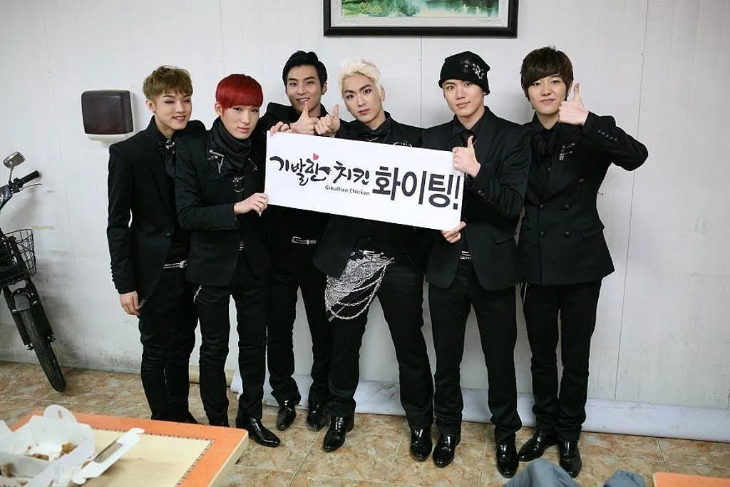 SPEED dalam sebuah acara, siapa idolamu? ©hallyu8.com