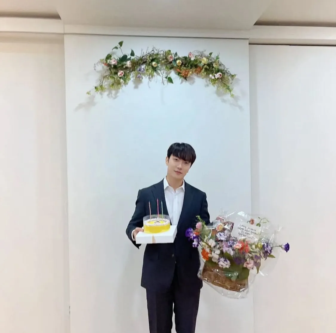 Drama perceraian Choi Minhwan dan Yulhee. (credit: instagram.com/minhwan12)