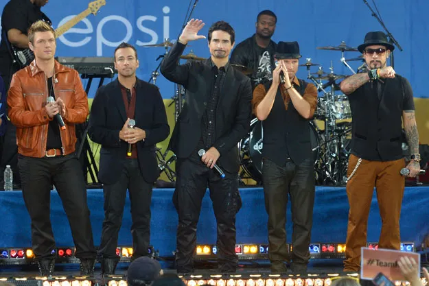 Tak lagi muda, Backstreet Boys tetap memiliki penggemar setia ©edgecastcdn.ne