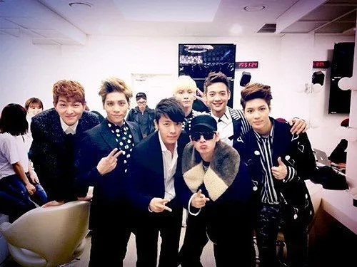 Donghae dan Eunhyuk memberikan dukungan untuk comeback SHINee ©soompi.com