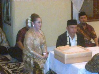 Pernikahan tertutup Djaitov Yanda dengan Nina. ©istimewa