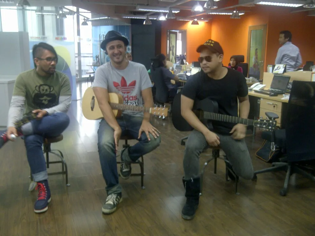 Alexa di kantor KapanLagi.com®, AXA Tower, Kuningan, Jakarta, Senin (14/1) @KapanLagi.com®