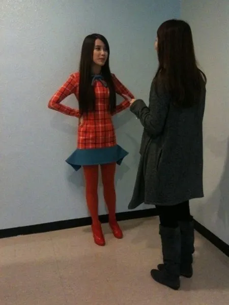 Badan super mungil, apakah kamu iri dengan IU? ©soompi.com