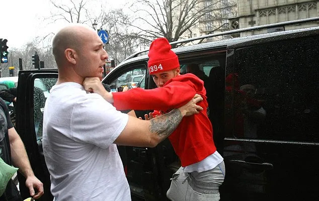 Justin Bieber @ dailymail.co.uk