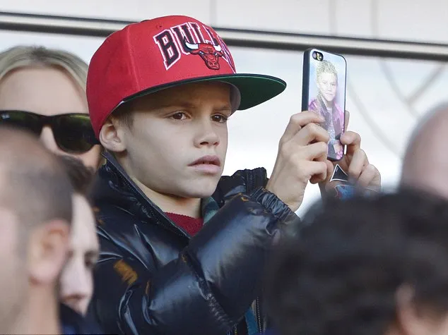 iPhone Romeo sekarang @ dailymail.co.uk