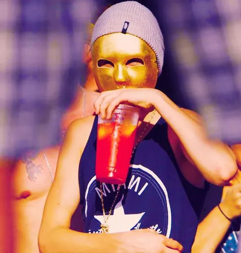 justinbieberzone.com