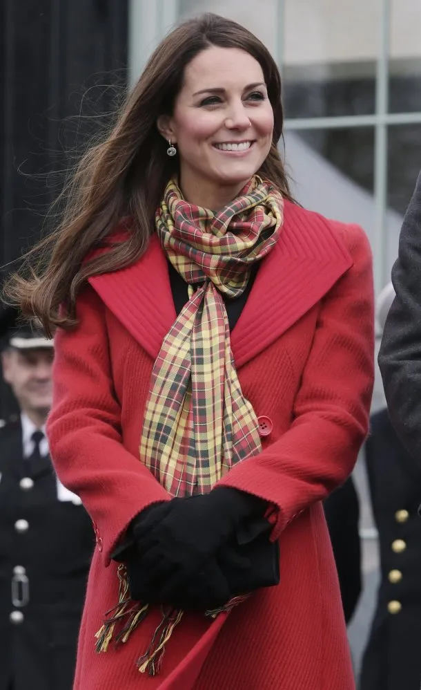 Mantel Merah
