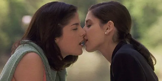 Sarah Michelle Gellar - Selma Blair