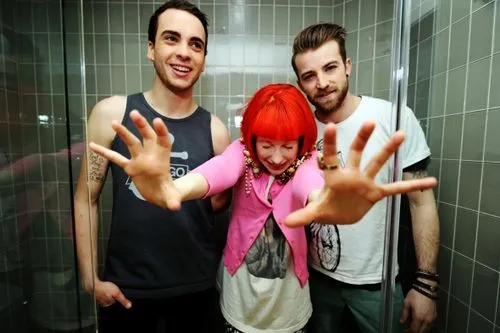 Kapan ya kira-kira Paramore kunjungi Indonesia lagi? :) @beatwolf.com