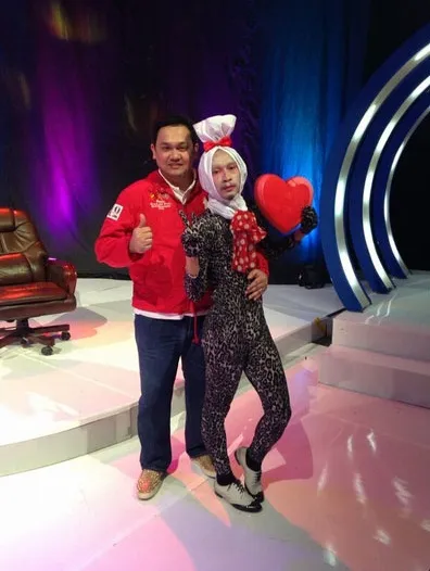 Farhat dan Aming dalam acara Mels Update | Foto @farhatabbaslaw