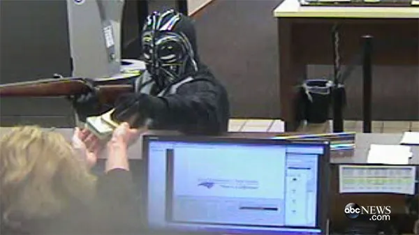 Aksi nekat rampok Darth Vader di North Carolina/© ABC News