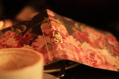 Kemasan elegan CD SENSATION @foto: KapanLagi.com®/Adhib Mujaddid