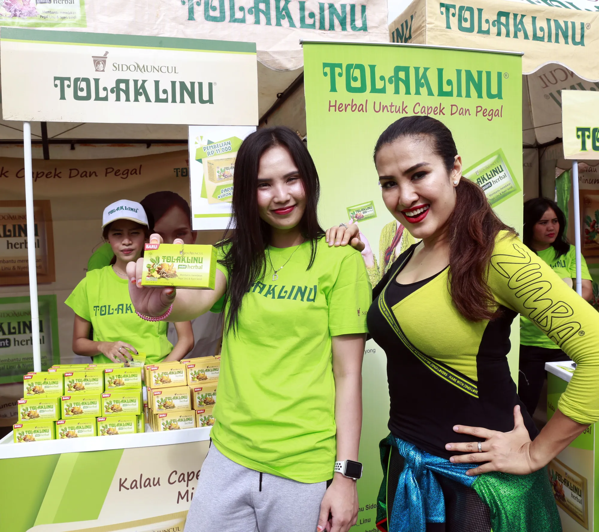 Wewey Liza dan Liza Natalia / Credit: KapanLagi - Akrom Sukarya
