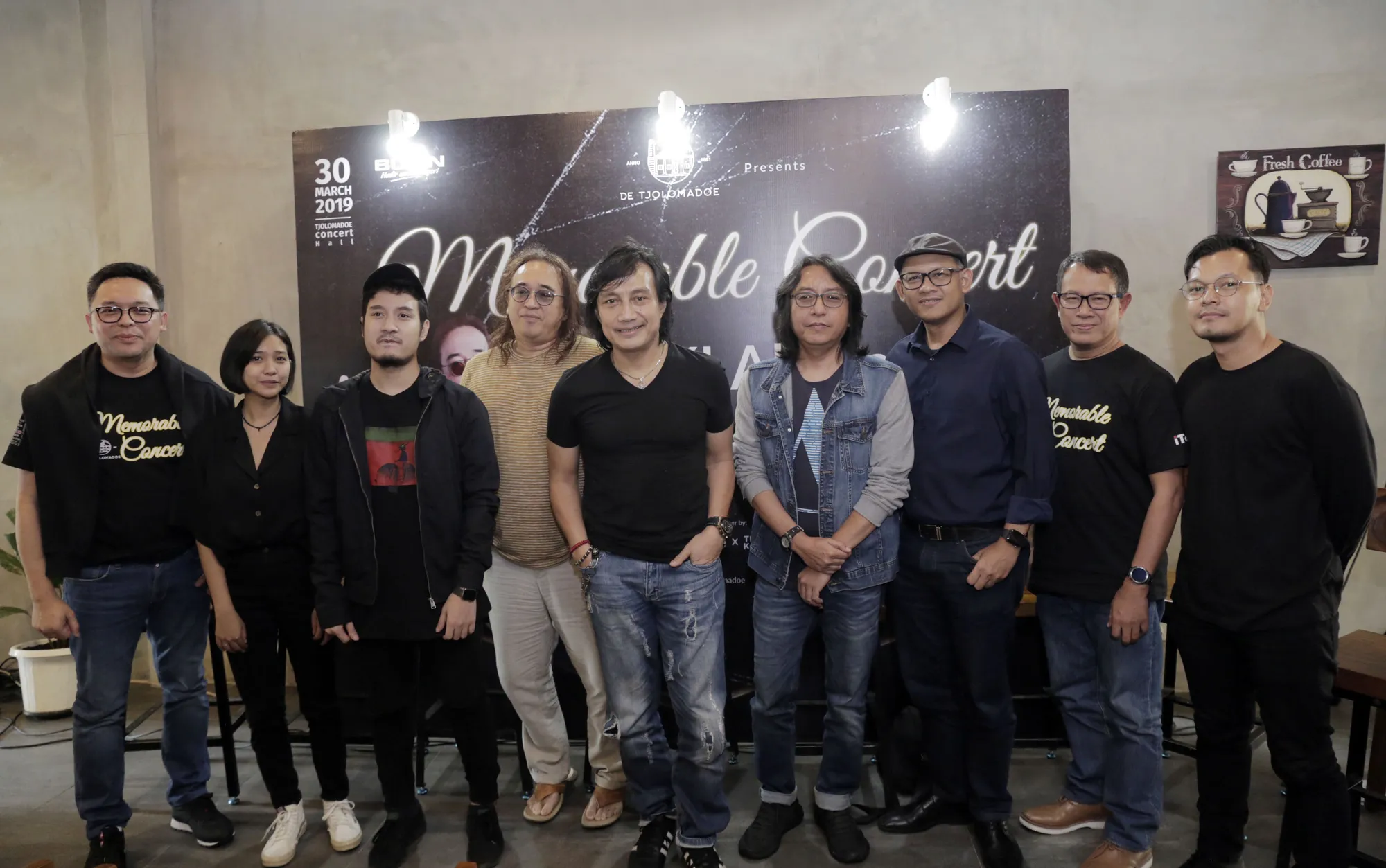 Memorable Concert KLAboration KLA Project feat Midnight Quirkie and Randy Pandugo © KapanLagi/Akrom Sukarya