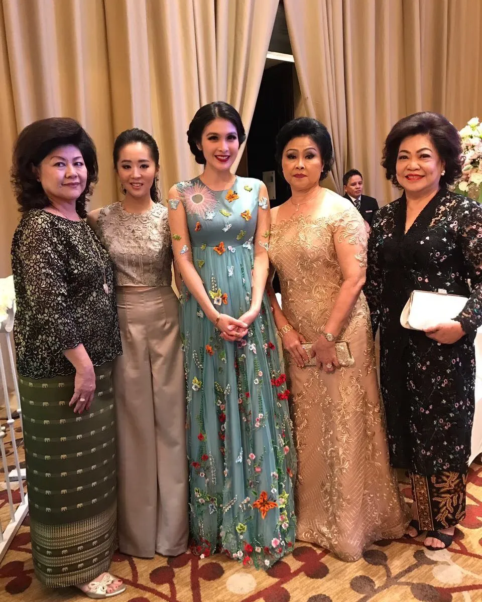 (credit: instagram/irmamoeis)