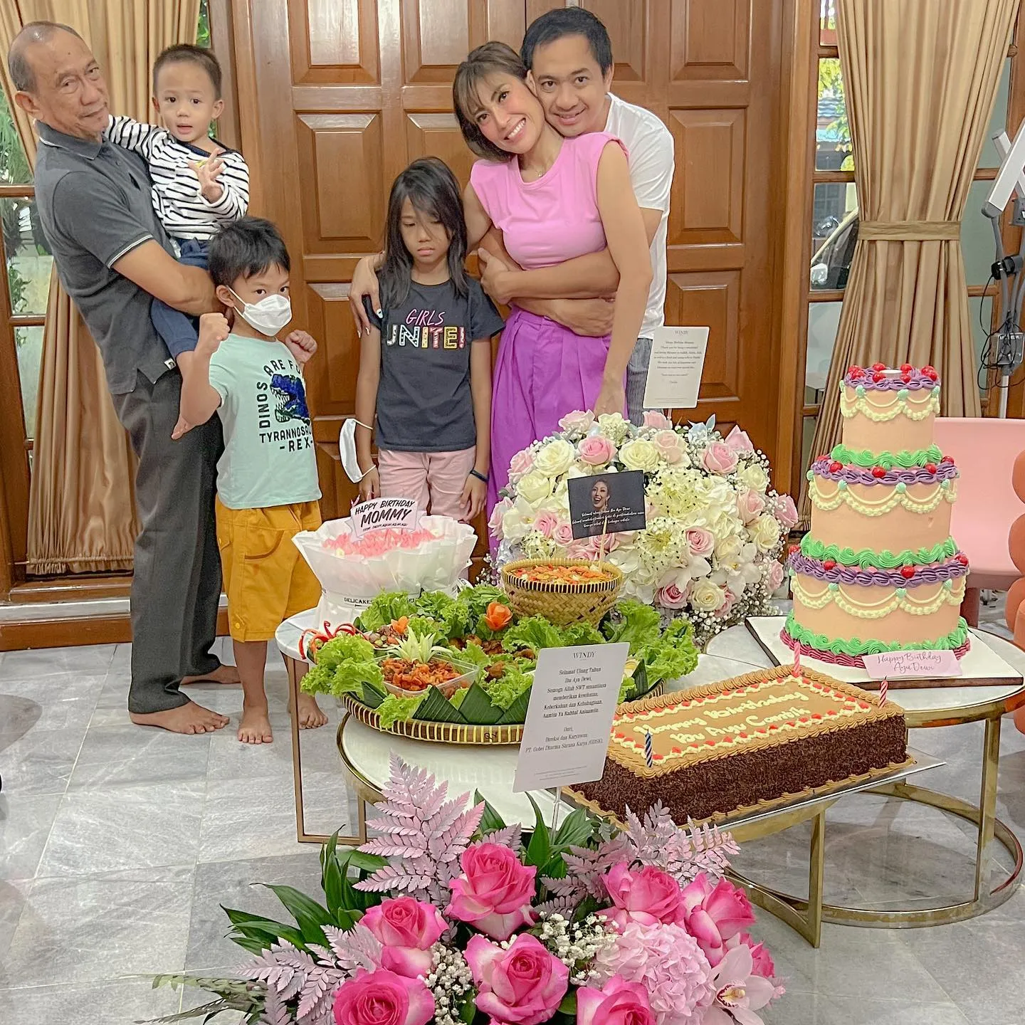 Romantis di Hari Ulang Tahun