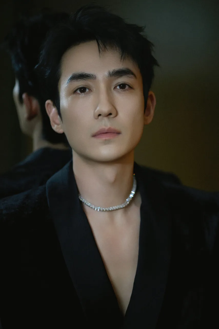 Profile of Zhu Yilong, Acclaimed Actor from Wuhan with a Wealth of ...