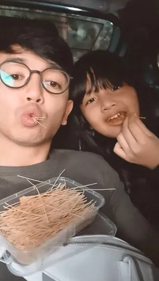 (credit: instagram/nickytirta)
