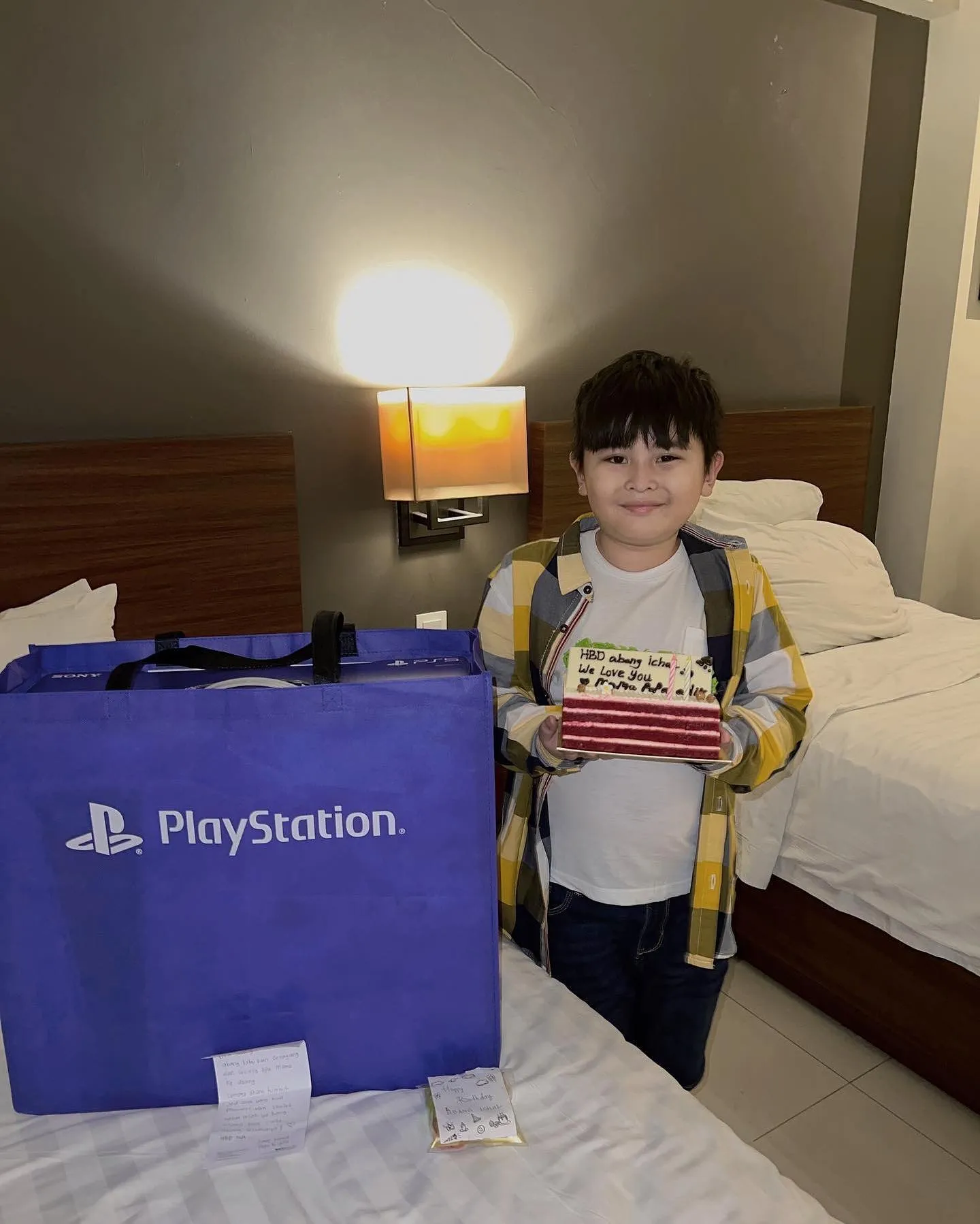 (credit: instagram/ivander_haykall)