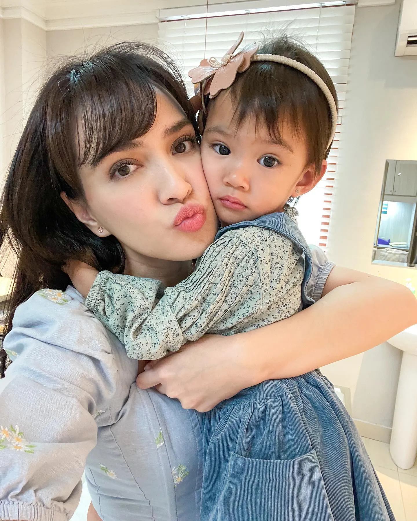 (credit: instagram/missclaireherbowo)