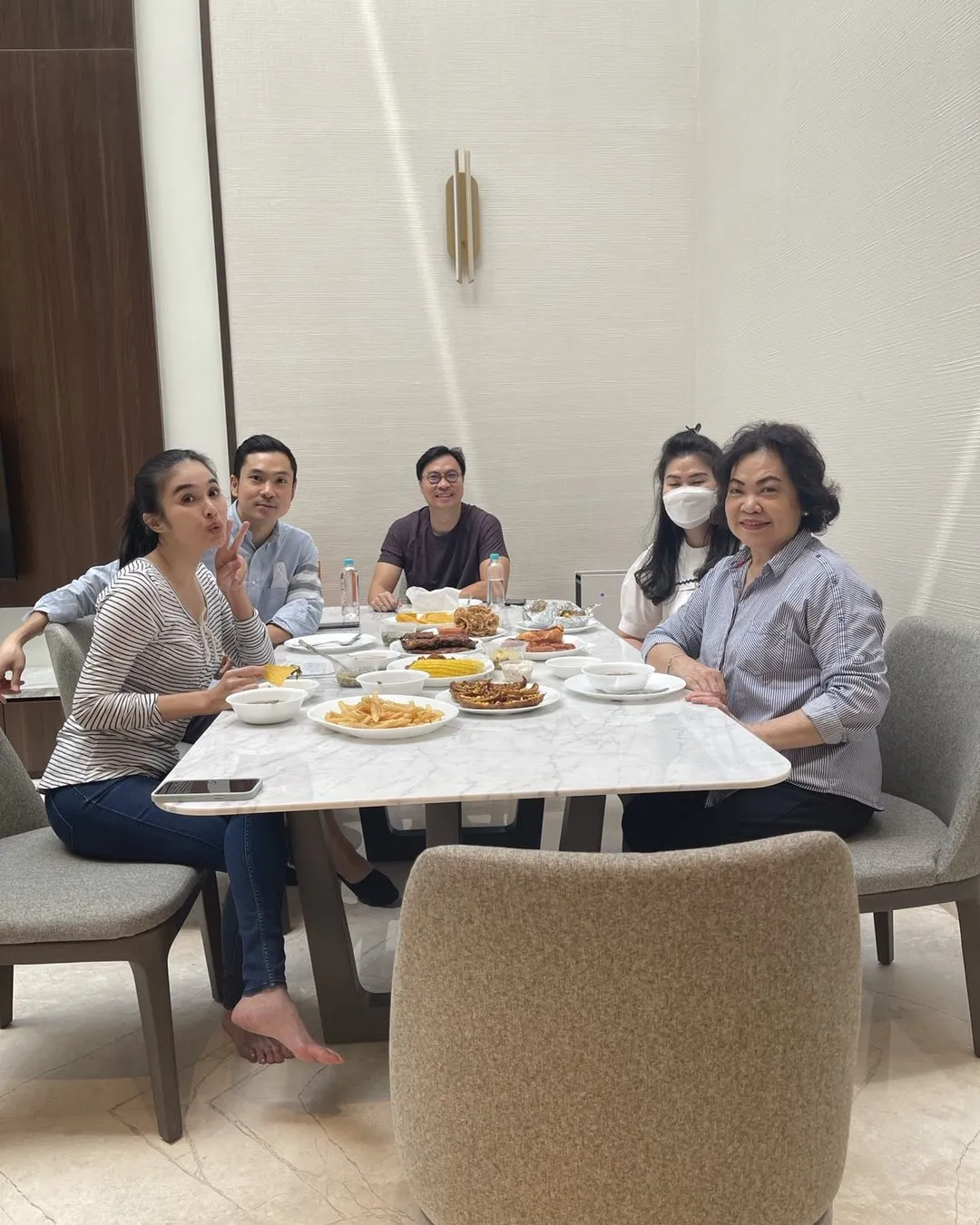 (credit: instagram/irmamoeis)