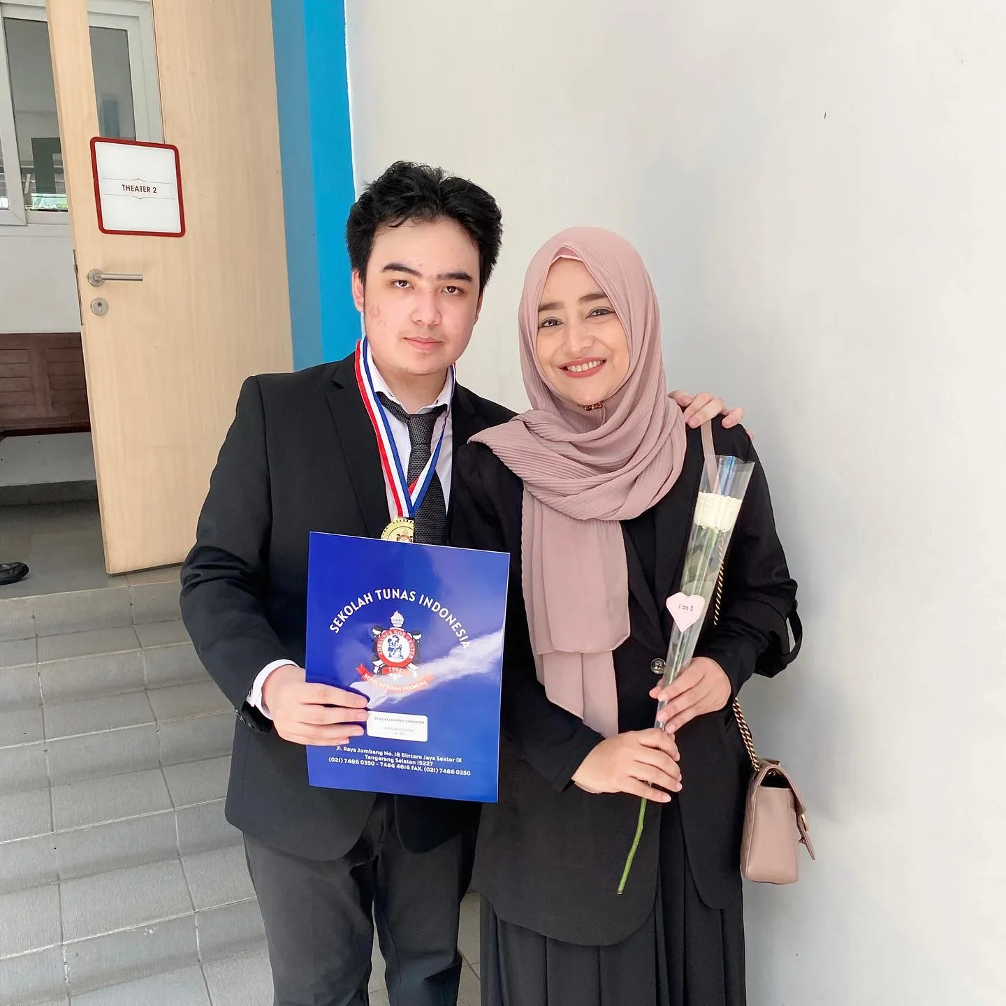 (credit: instagram/cindyfatikasari18)