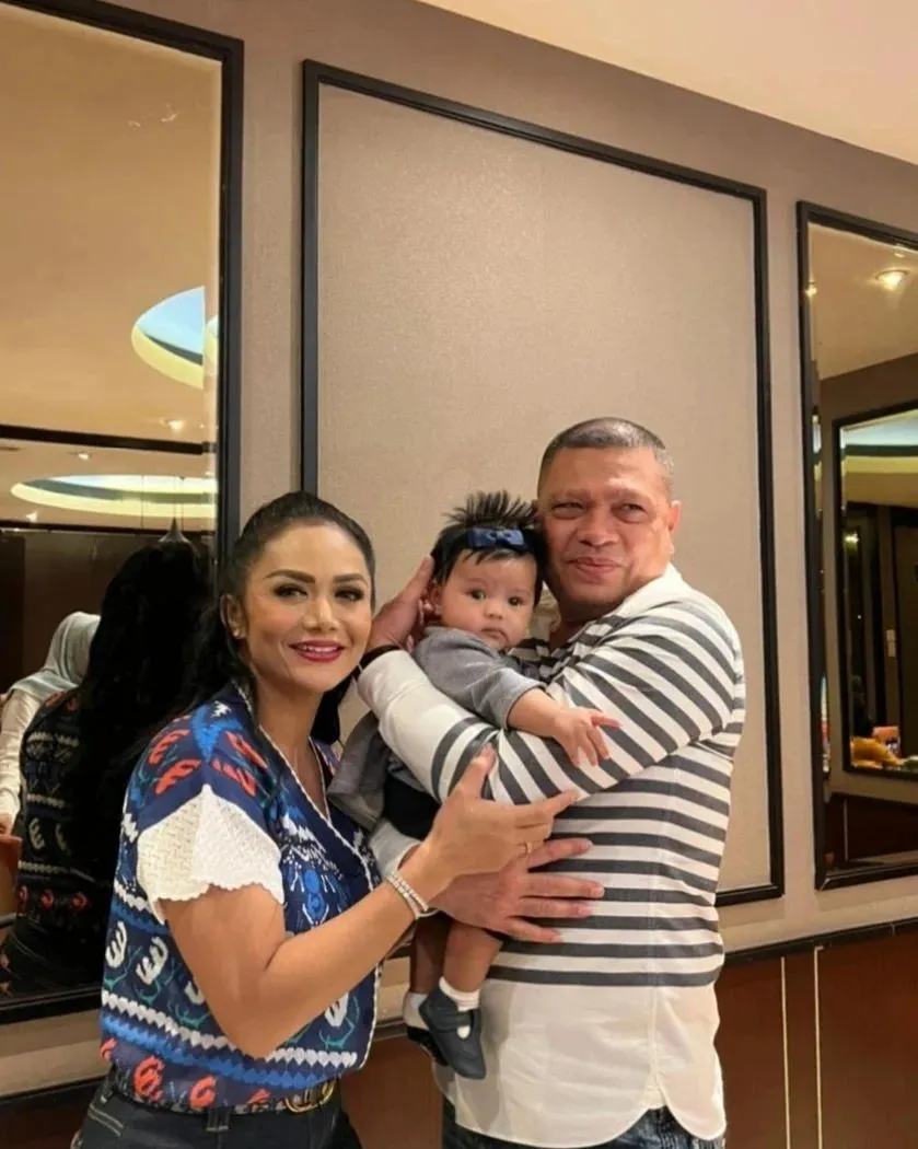 (credit: instagram/krisdayantilemos)