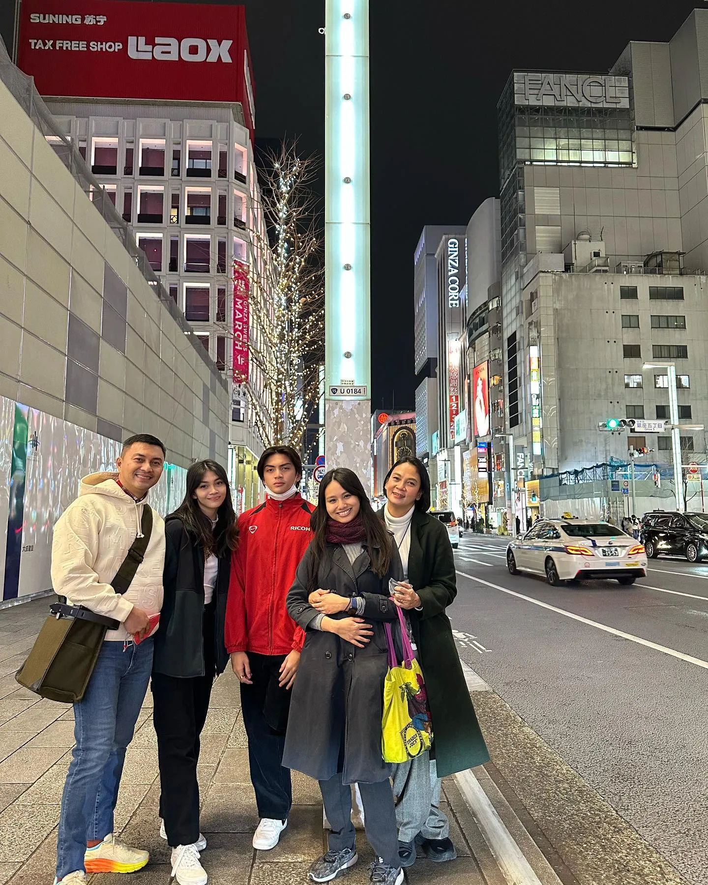 (credit: instagram/bu_deedee)