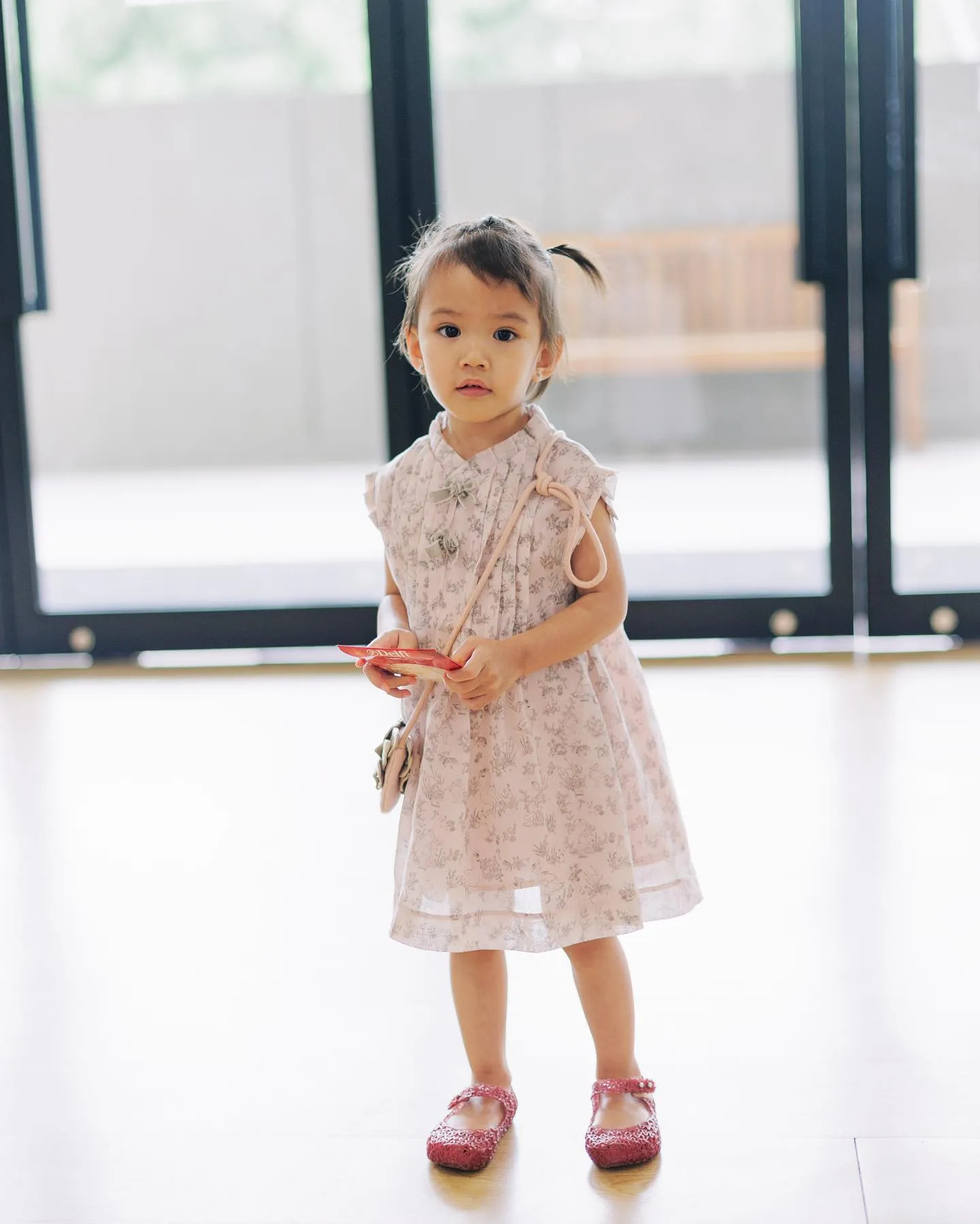 (credit: instagram/missclaireherbowo)