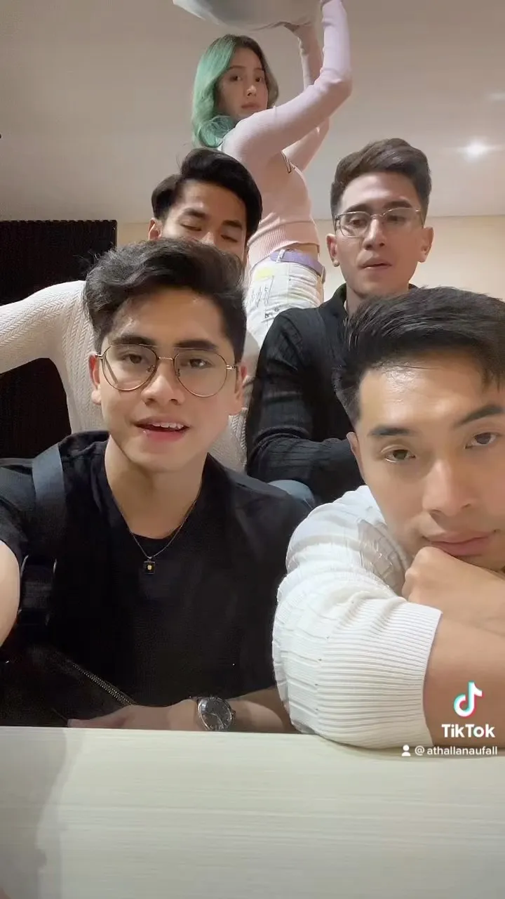 (credit: instagram/athallanaufal7)