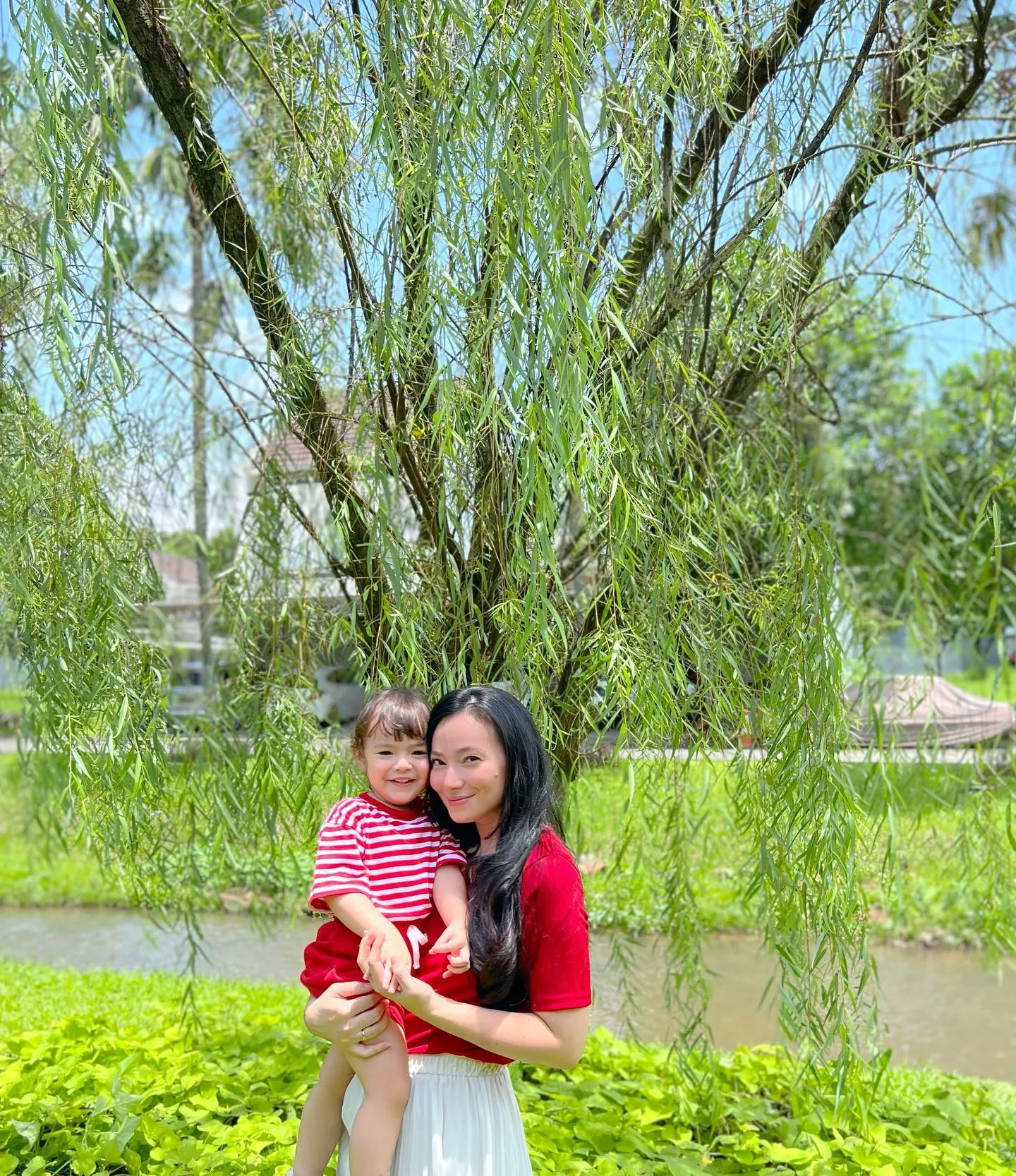 (credit: instagram/asmirandah)