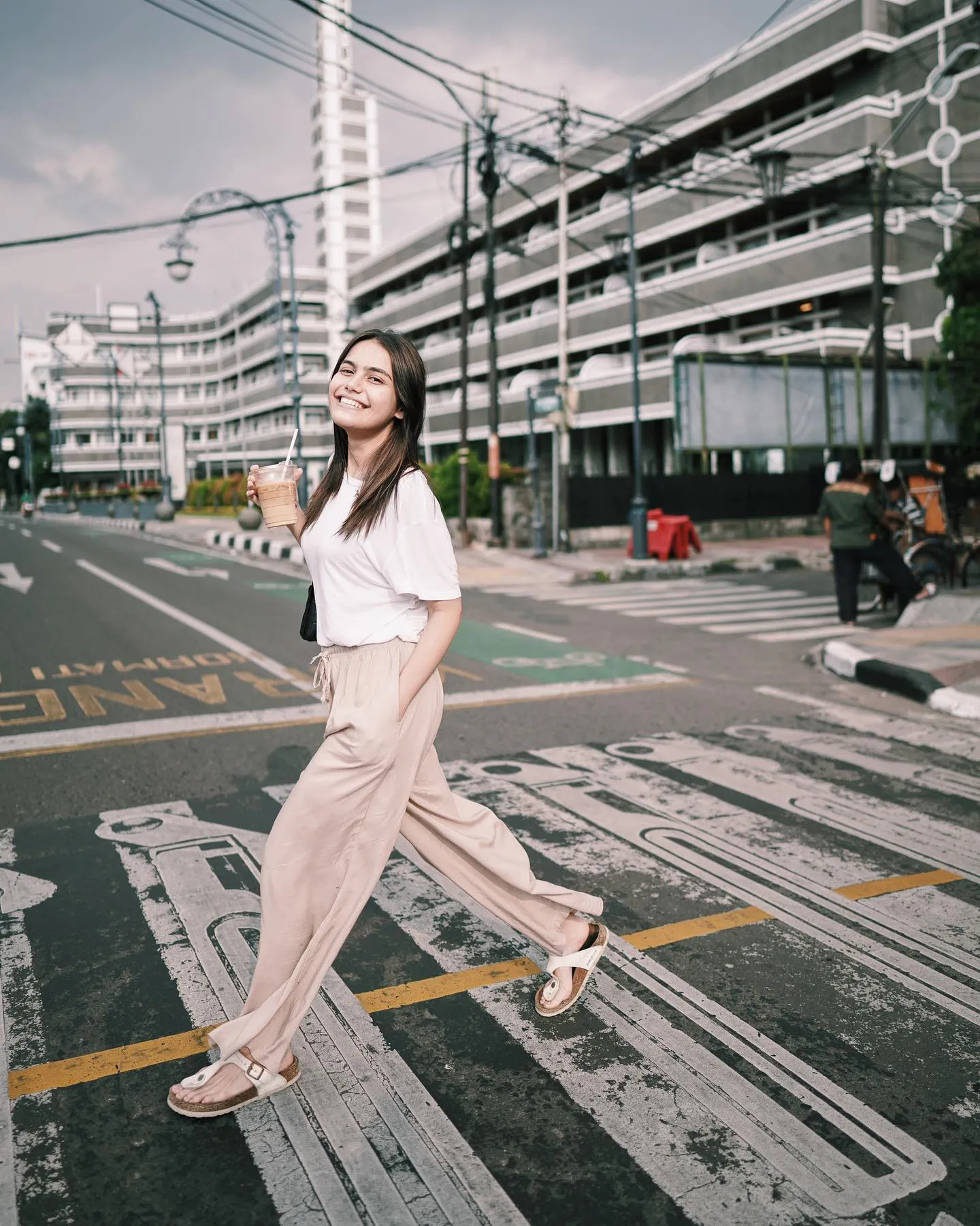 (credit: instagram/cha_schagerl)