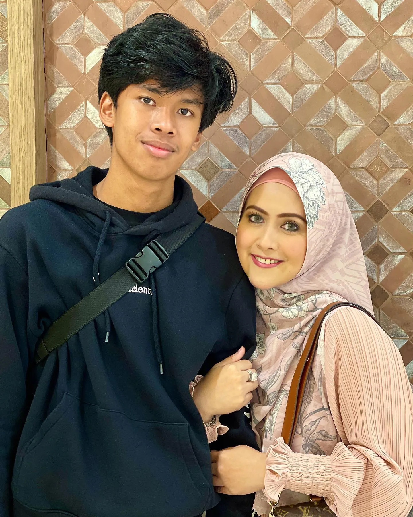 (credit: instagram/meggywulandari_real)