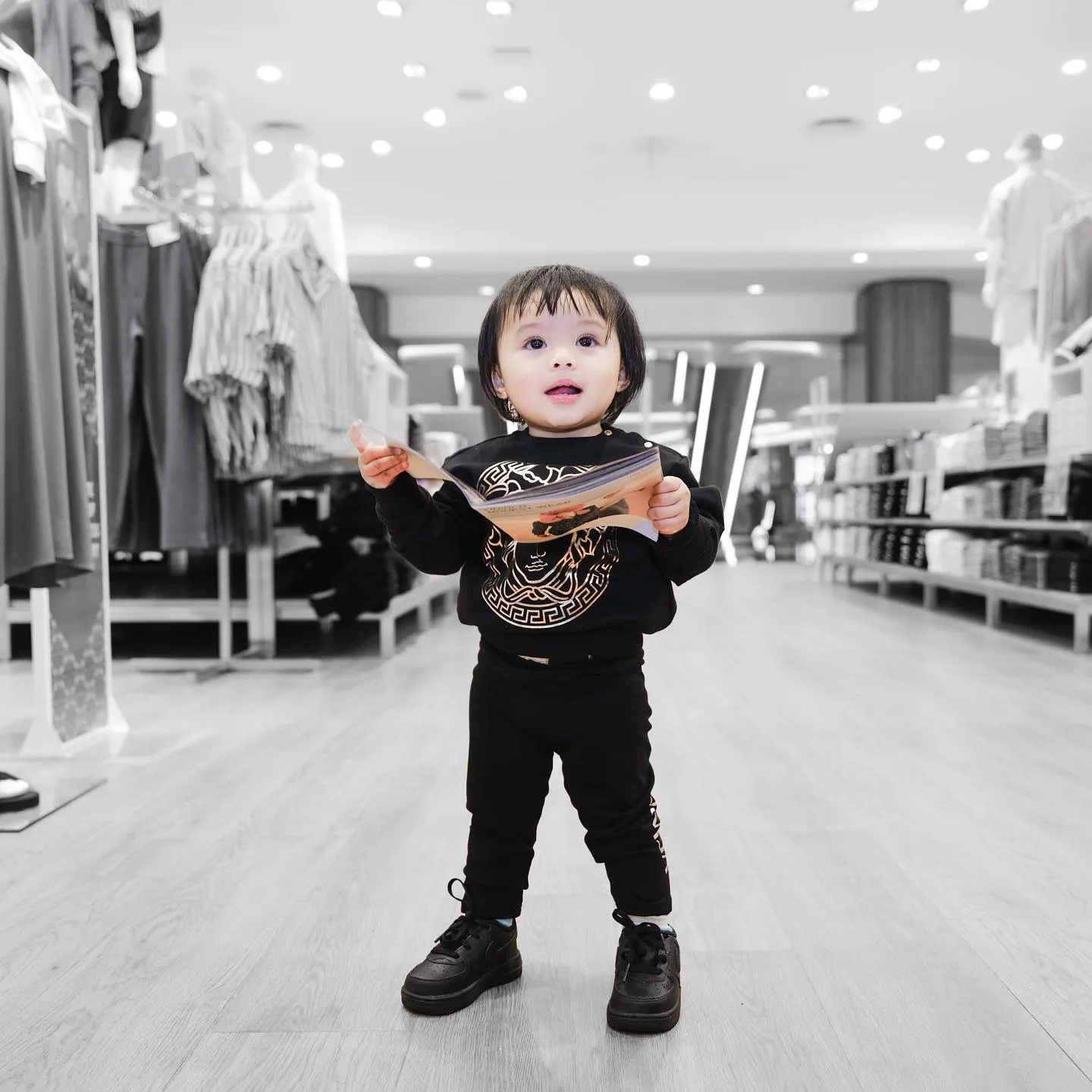 (credit: instagram/ameenaatta)