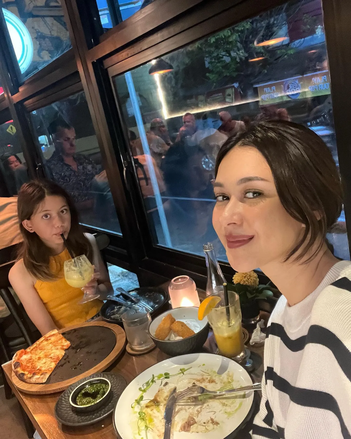 (credit: instagram/nanamirdad_)