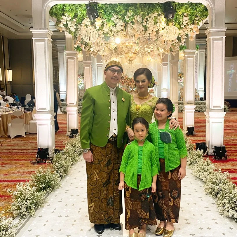 (credit: instagram/astridtiar127)