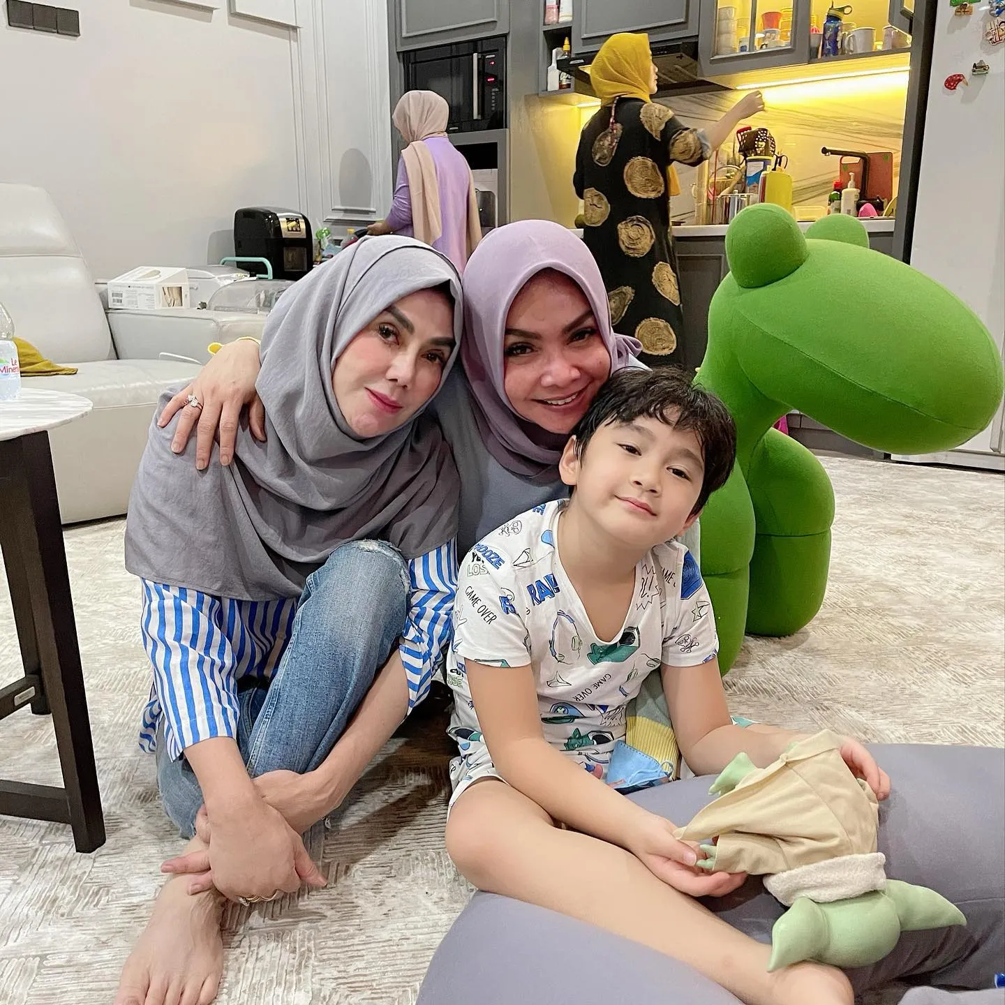 (credit: instagram/rieta_amilia)