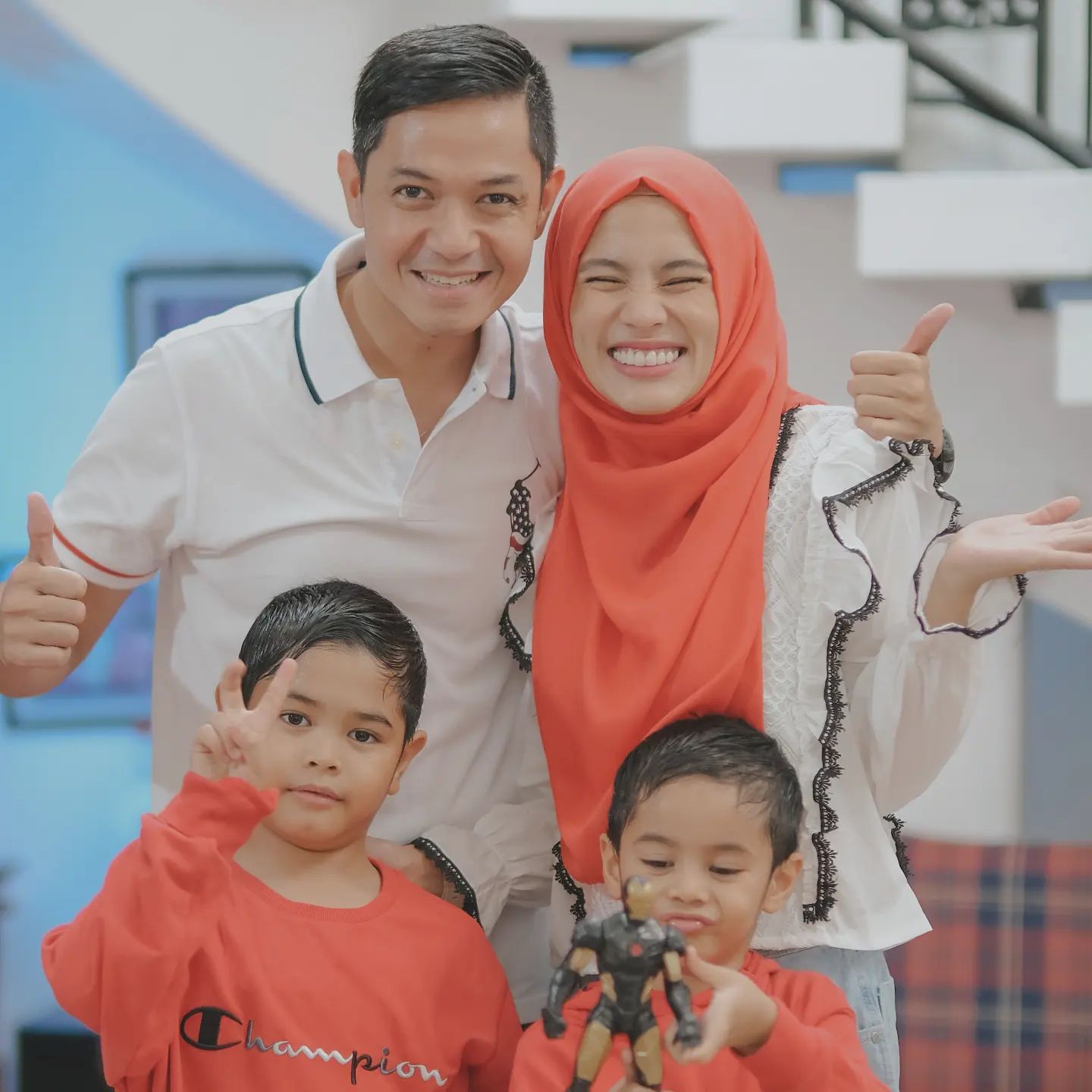 7 Potret Dua Anak Dude Harlino Dan Alyssa Soebandono Yang Makin Mirip ...