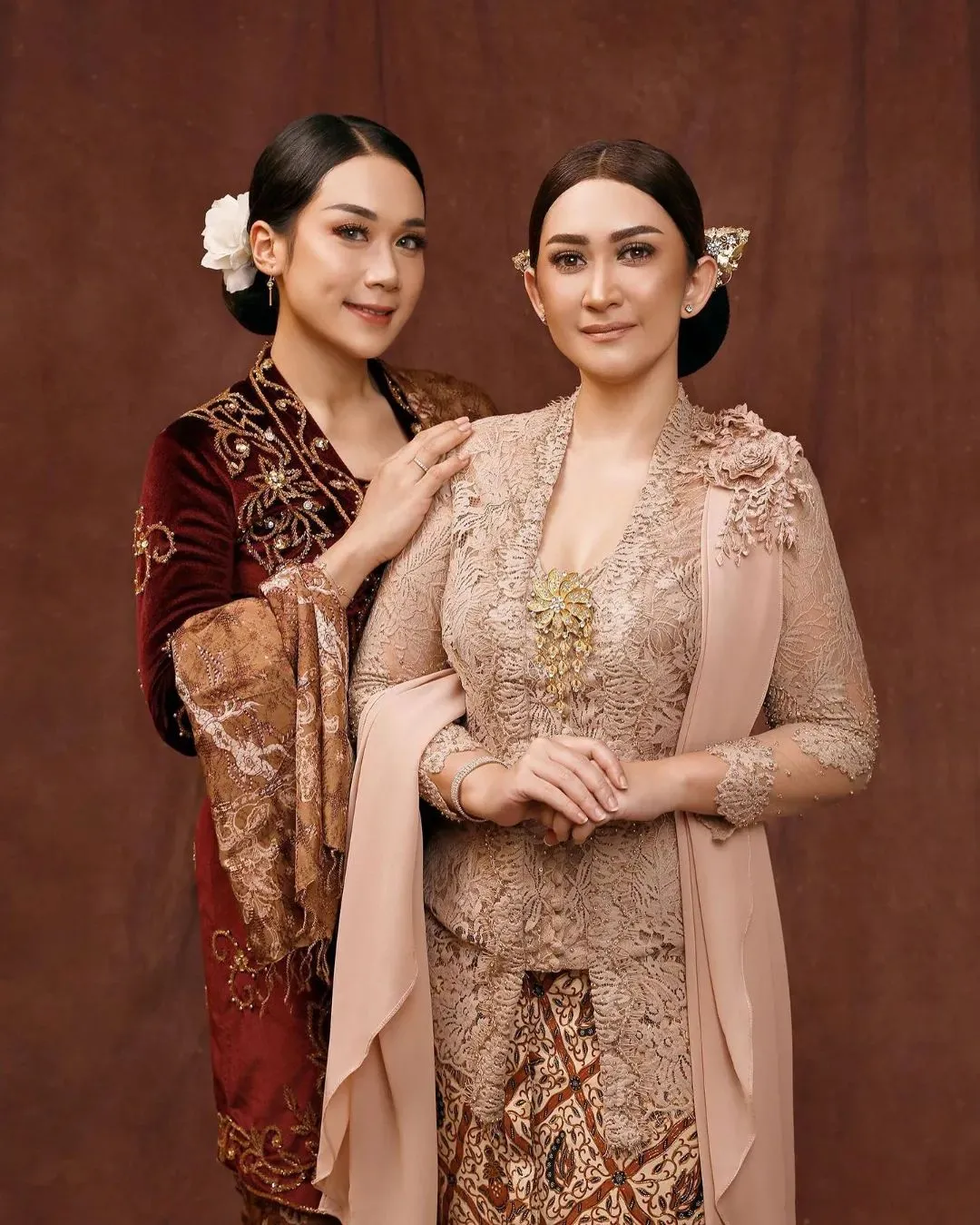 (credit: instagram/puputnastitidevi)